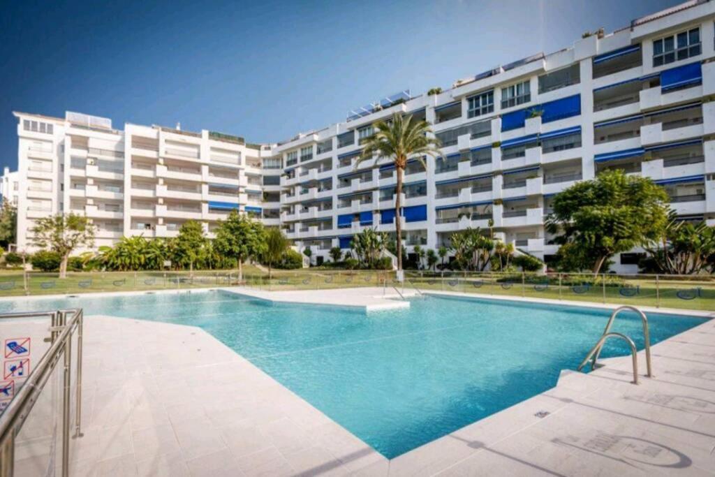 Central & Renovated Studio With Pool In Puerto Banus Apartment Marbella