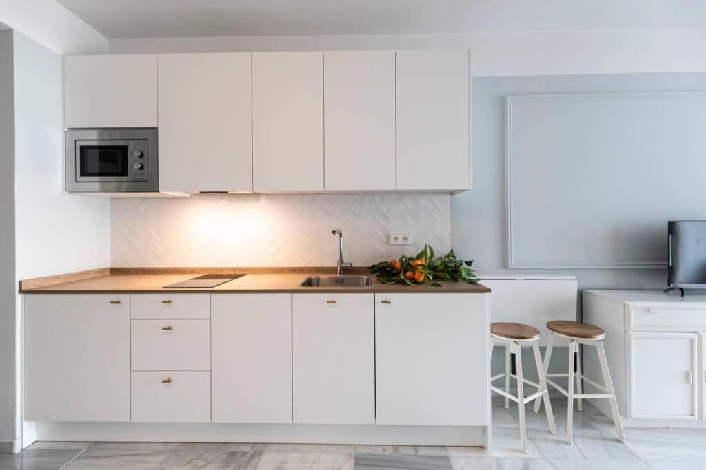 Apartment Central & Renovated Studio With Pool In Puerto Banus Marbella