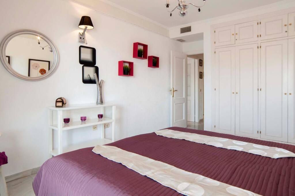 Apartment , Beach, Centre ,balcony With Seaview, For 4 Persons *