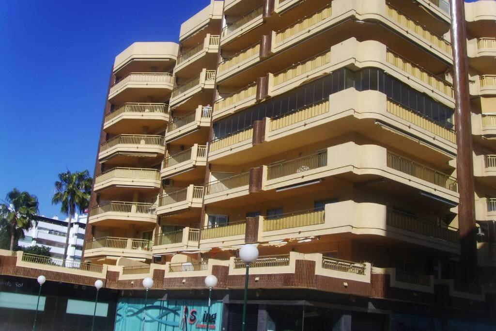 Apartment , Beach, Centre ,balcony With Seaview, For 4 Persons Fuengirola