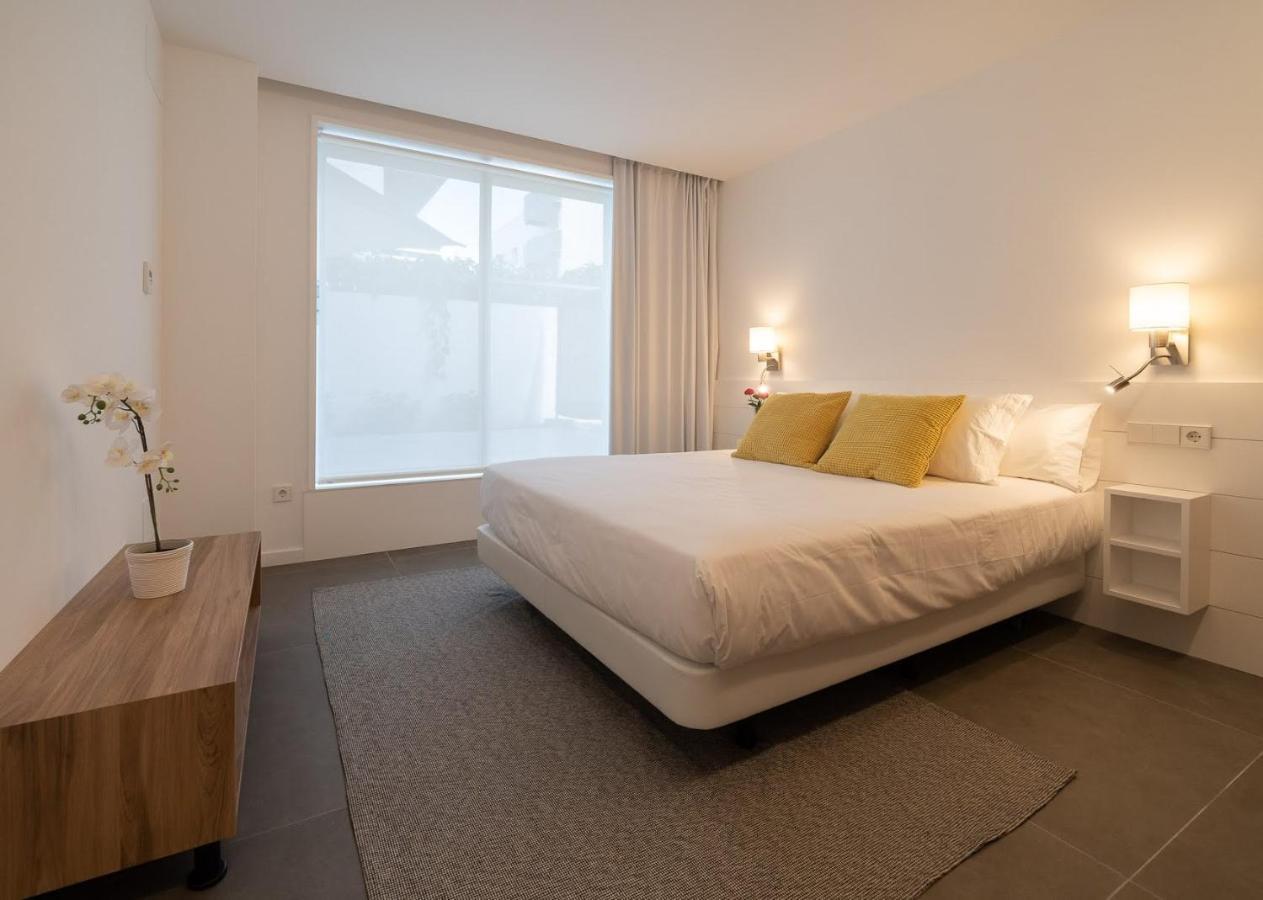 A Meiga Areas-playa America! Aparthotel