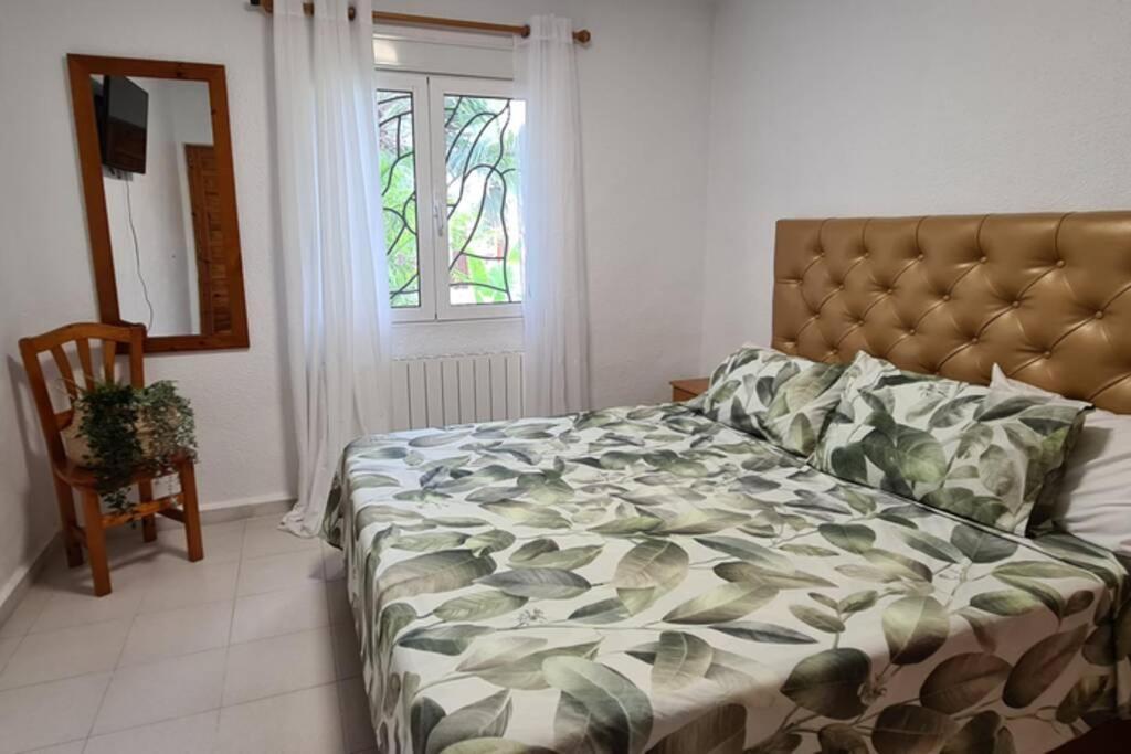 Villa Tropical Paradise In Torrevieja