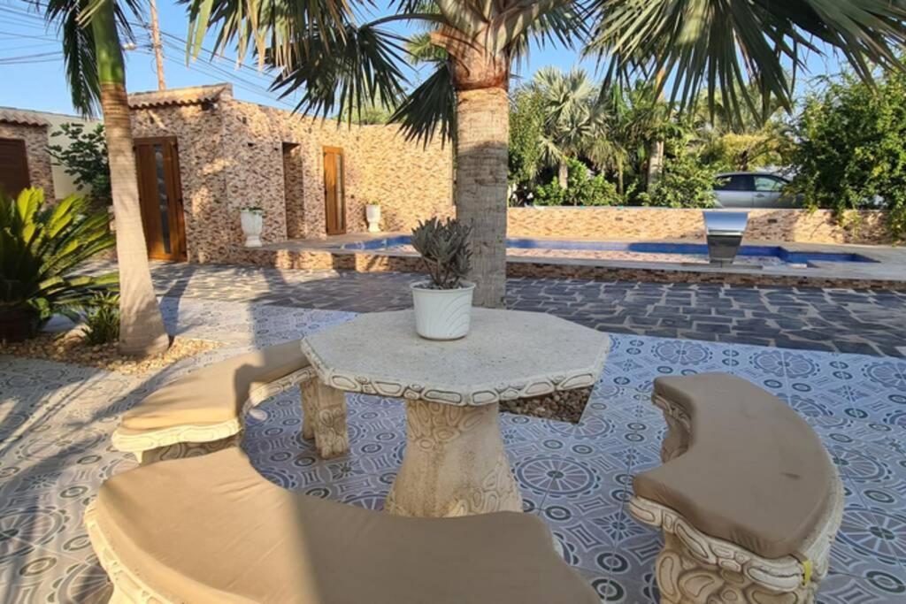Villa Tropical Paradise In Torrevieja