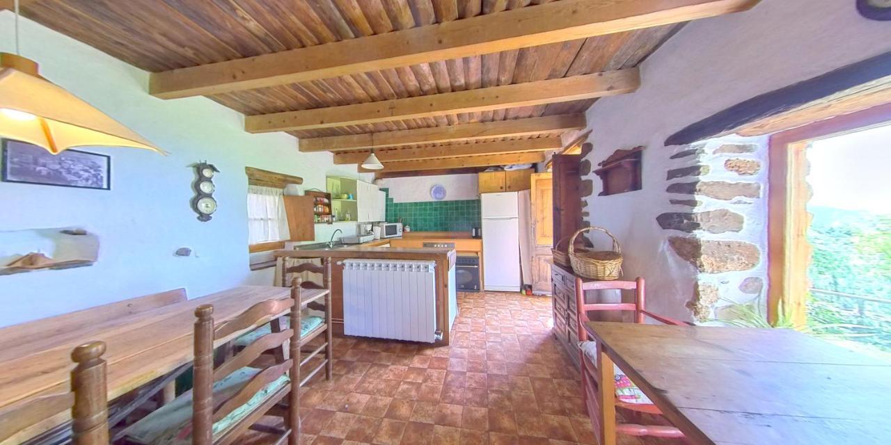 La Rectoria De - Rural Holiday Accomodation Holiday home