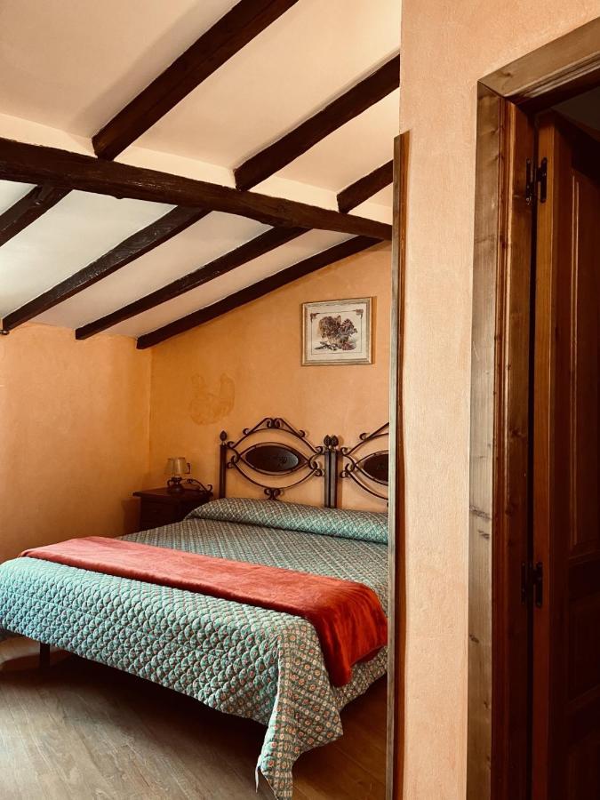 Casa Rural El Vinculo * Torre de Don Miguel