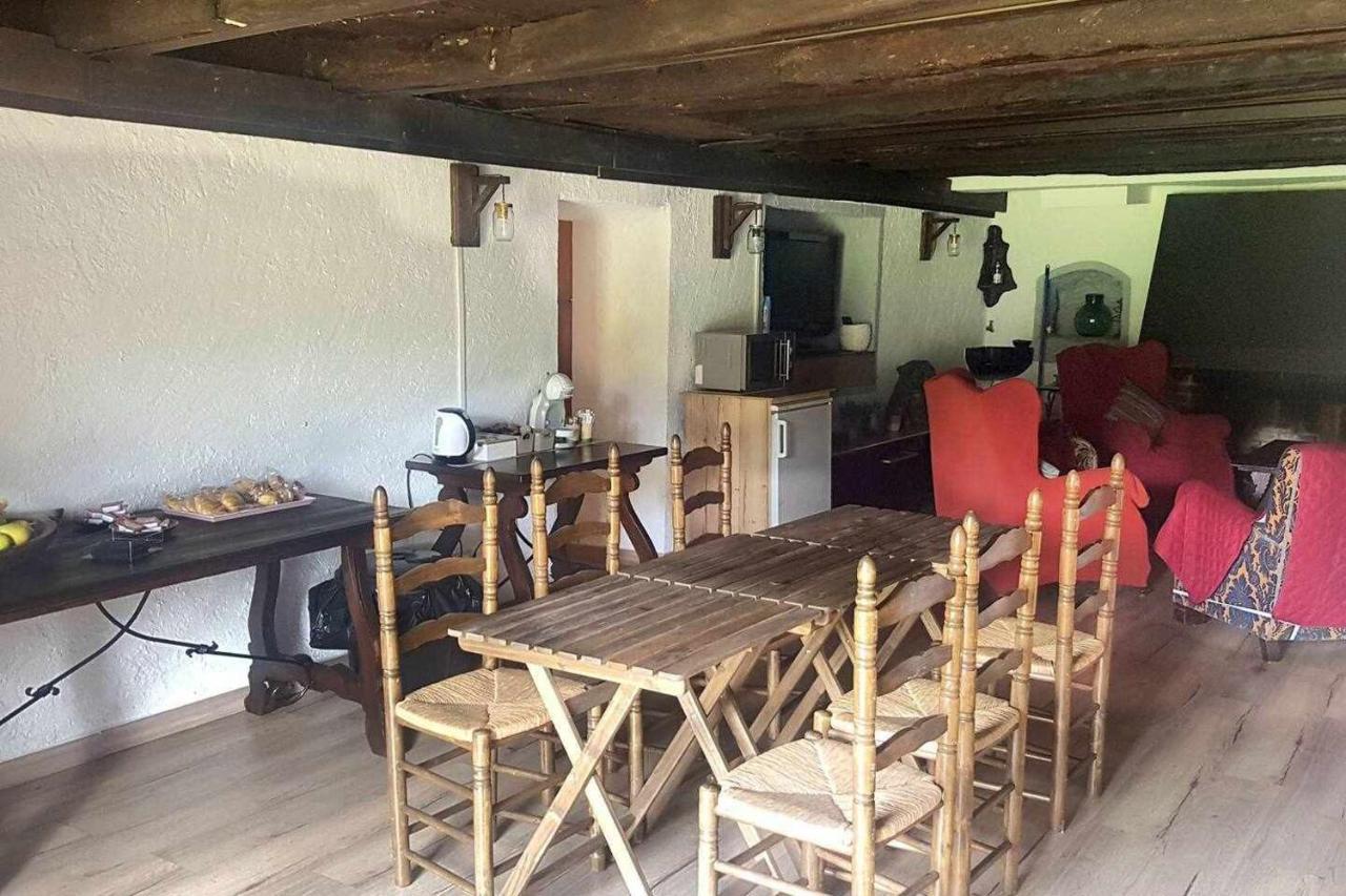 Casa rural Mas Els Plans La casa pensada para perros que viajan con sus humanos *