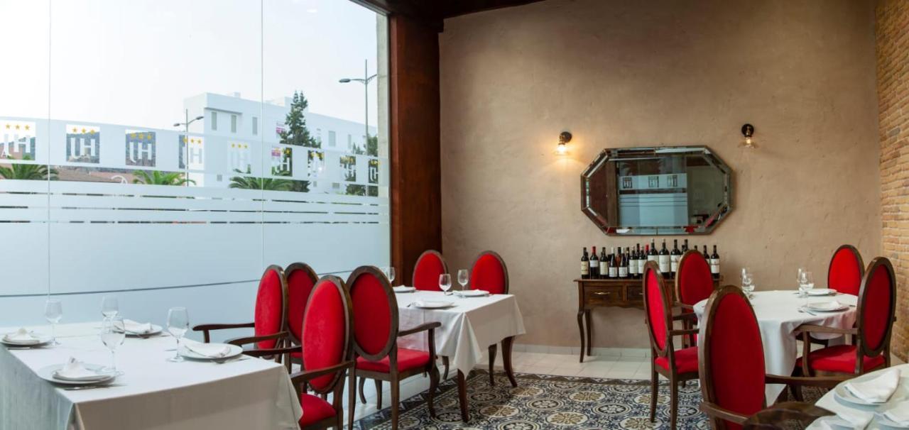 Hotel Julian