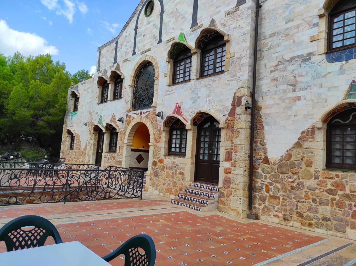 Gaudi Style Nàquera