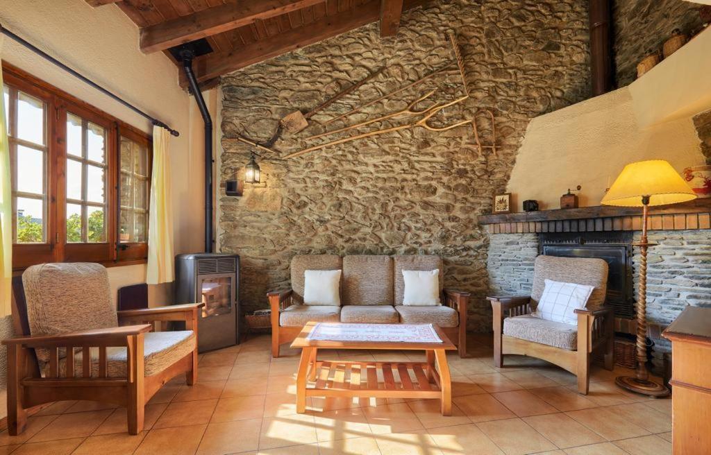 Cal Mateu Country house