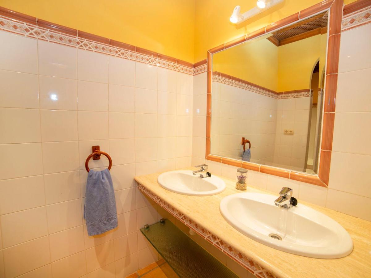 Azahara By Interhome Villa *