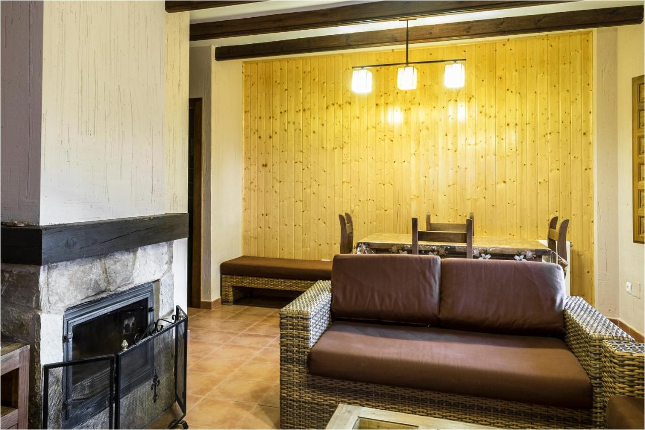 Apartamento Turísticos Ciudad Encantada Valdecabras