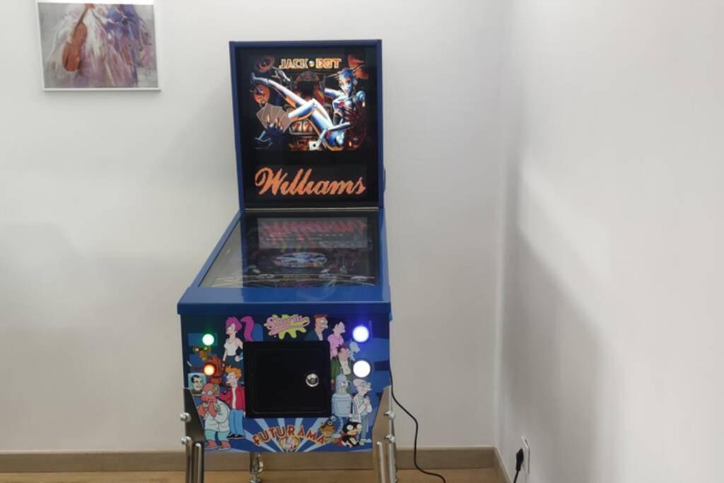 Apartment Estrenar! Con Pinball 8 Min Ayto 2 Habs 150