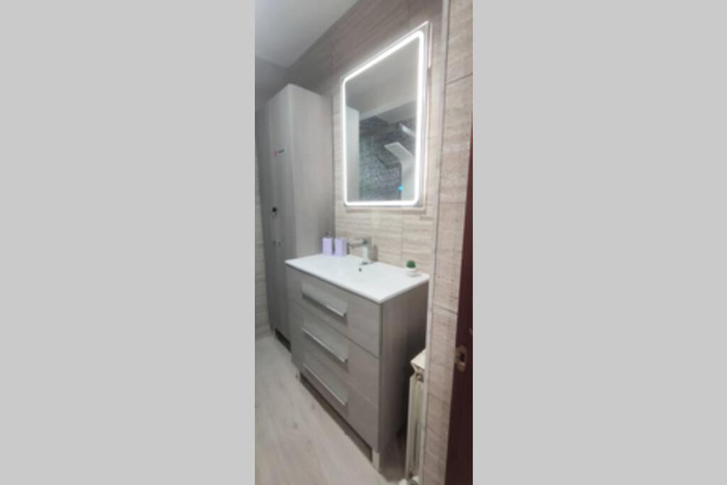 Apartment Estrenar! Con Pinball 8 Min Ayto 2 Habs 150 Oviedo