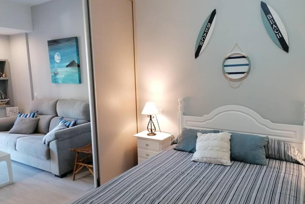 42 Eurosol, A 5 Min Carihuela Apartamento *
