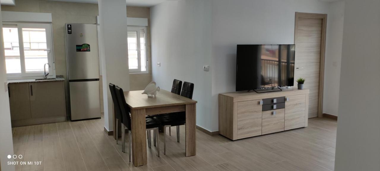 Beachfront Cozy Arenales Del Sol, Alicante Apartamento Arenales del Sol