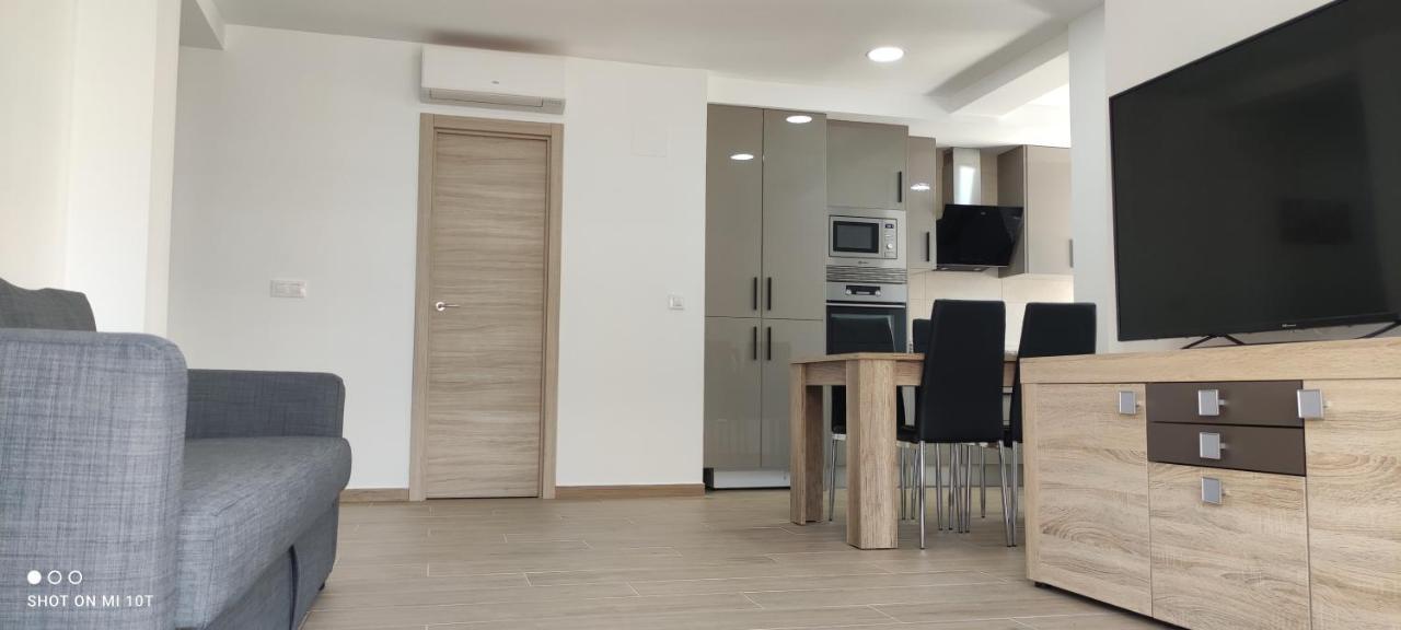Beachfront Cozy Arenales Del Sol, Alicante