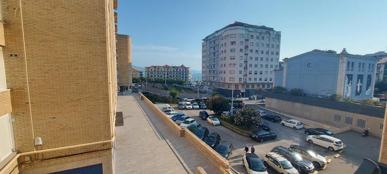 Habitación Privada Con Vistas A La Bahía De Santander. *