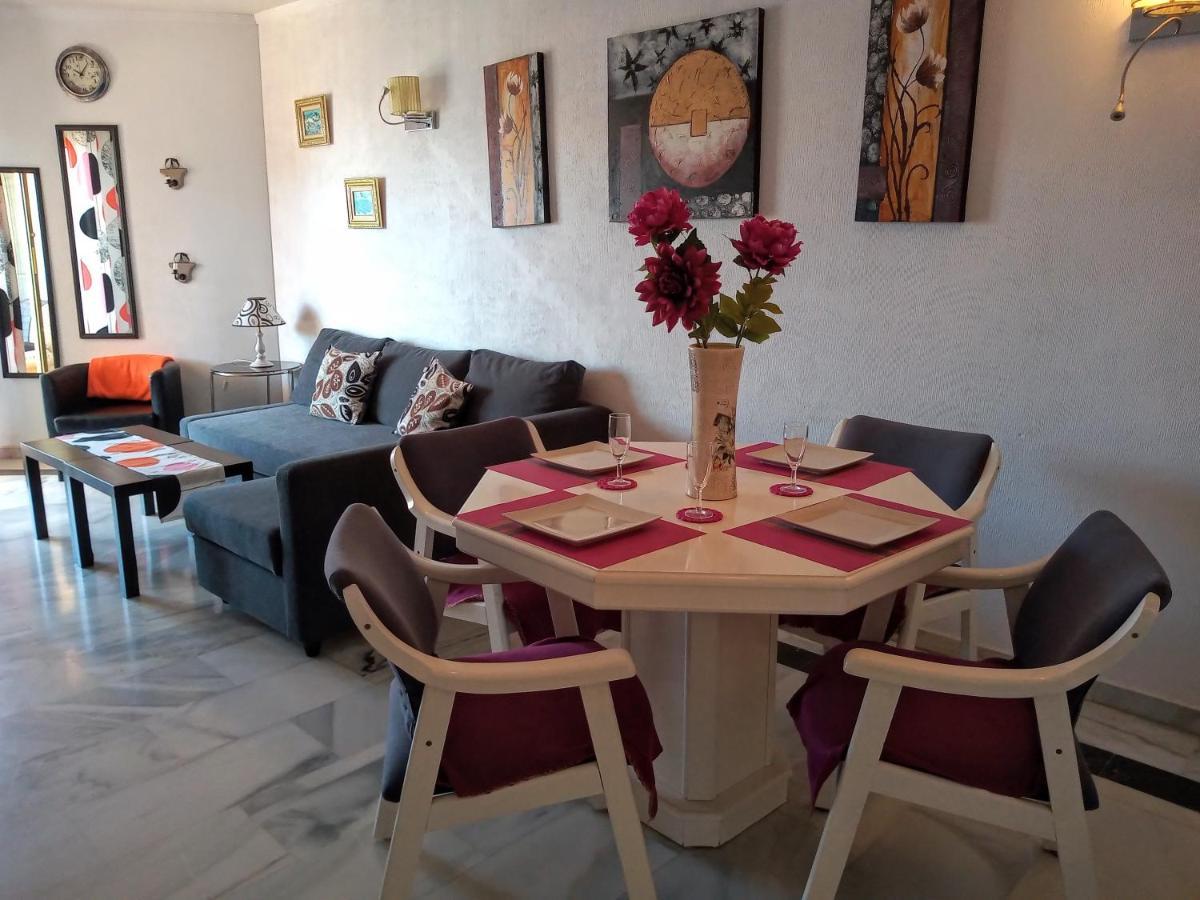 , Beach, Centre ,balcony With Seaview, For 4 Persons Apartment *