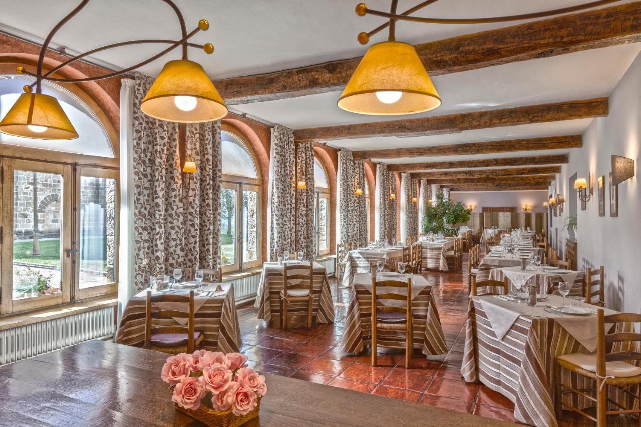 Hotel Monasterio De Leyre 2*