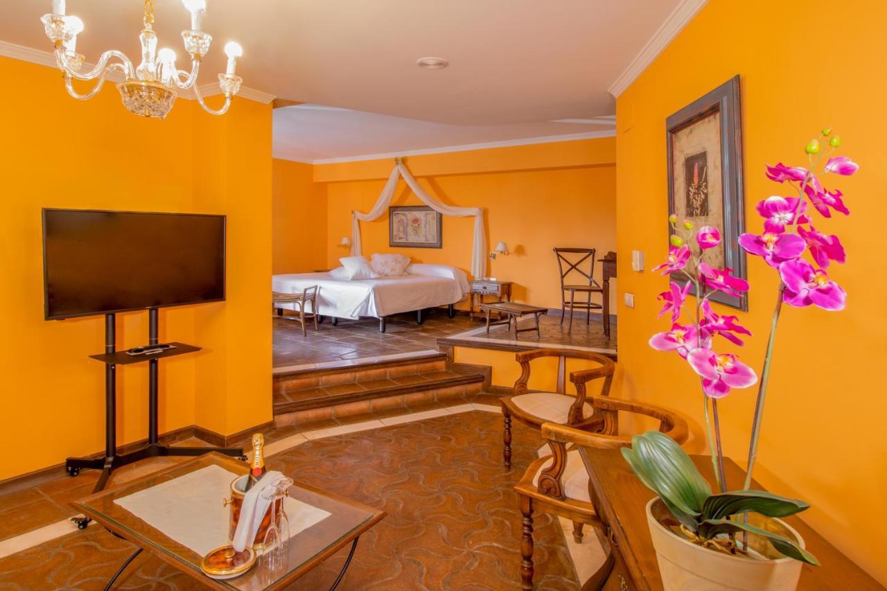 Hospederia Del Zenete Hotel
