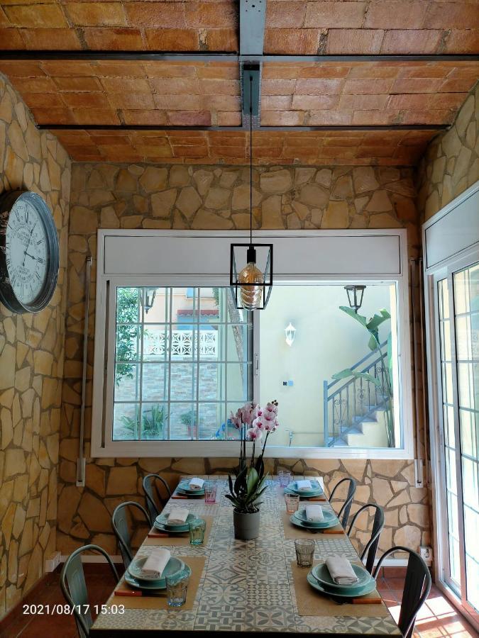 Casa Flores Del Mediterráneo Habitación en casa particular