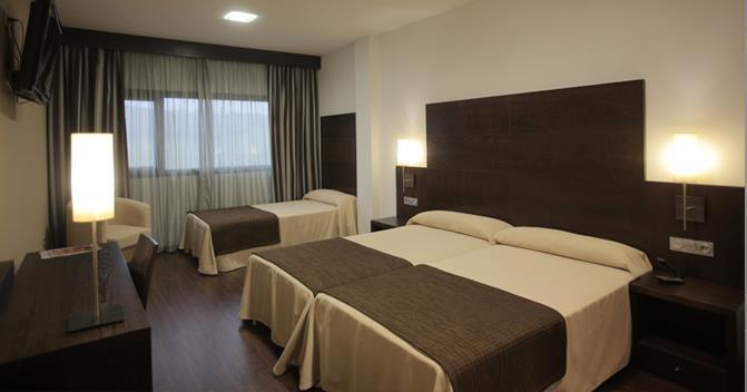 Complejo Leo 24h Hotel