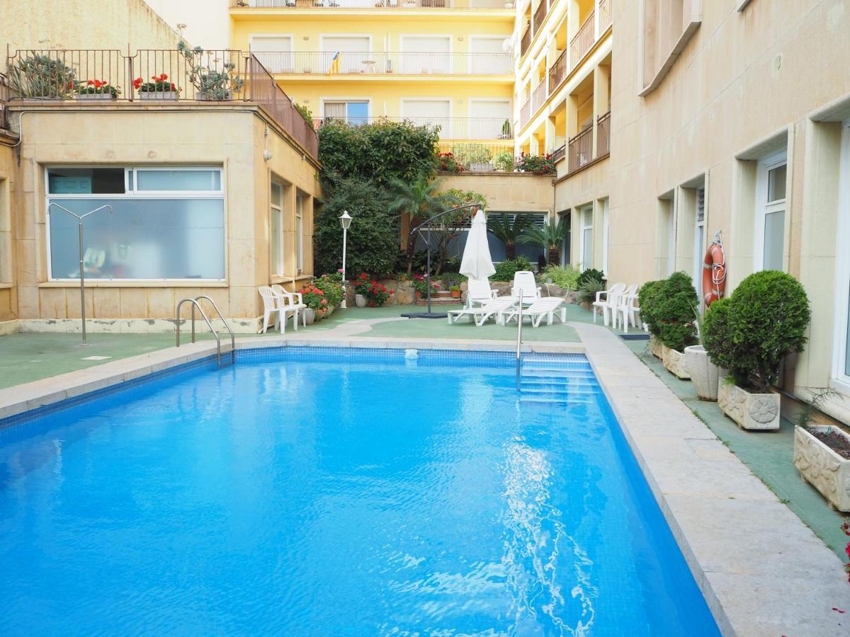 Apartment Apartament Per Families A Sant Feliu Amb Piscina *