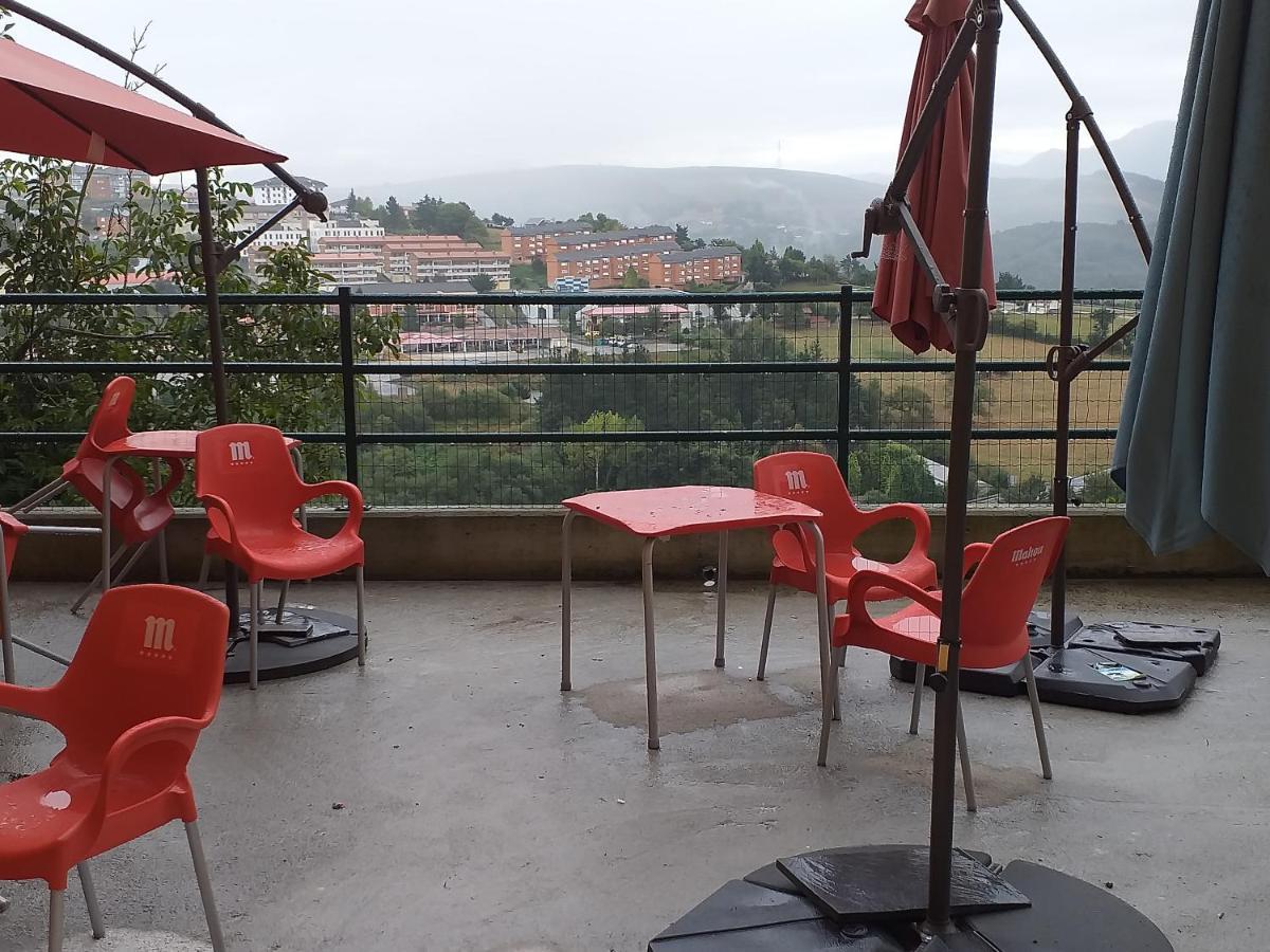 Hostal La Plaza Tineo
