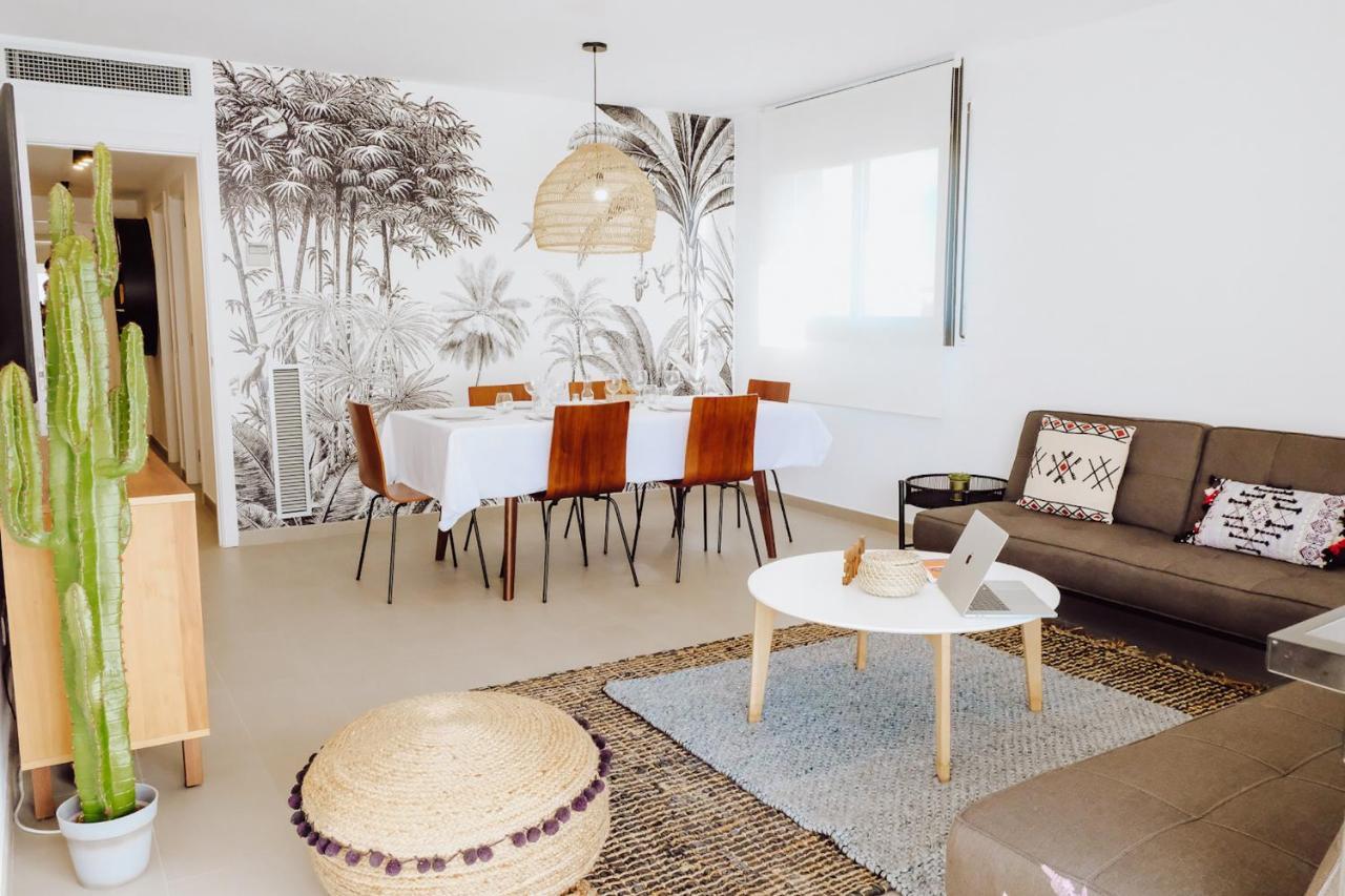 Hauzify I Coral Apartment