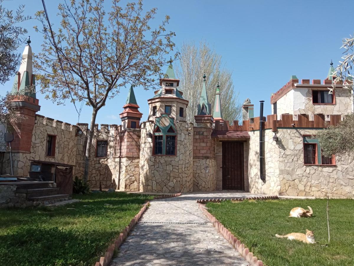 Castillo Esmeralda Apartment Las Gabias