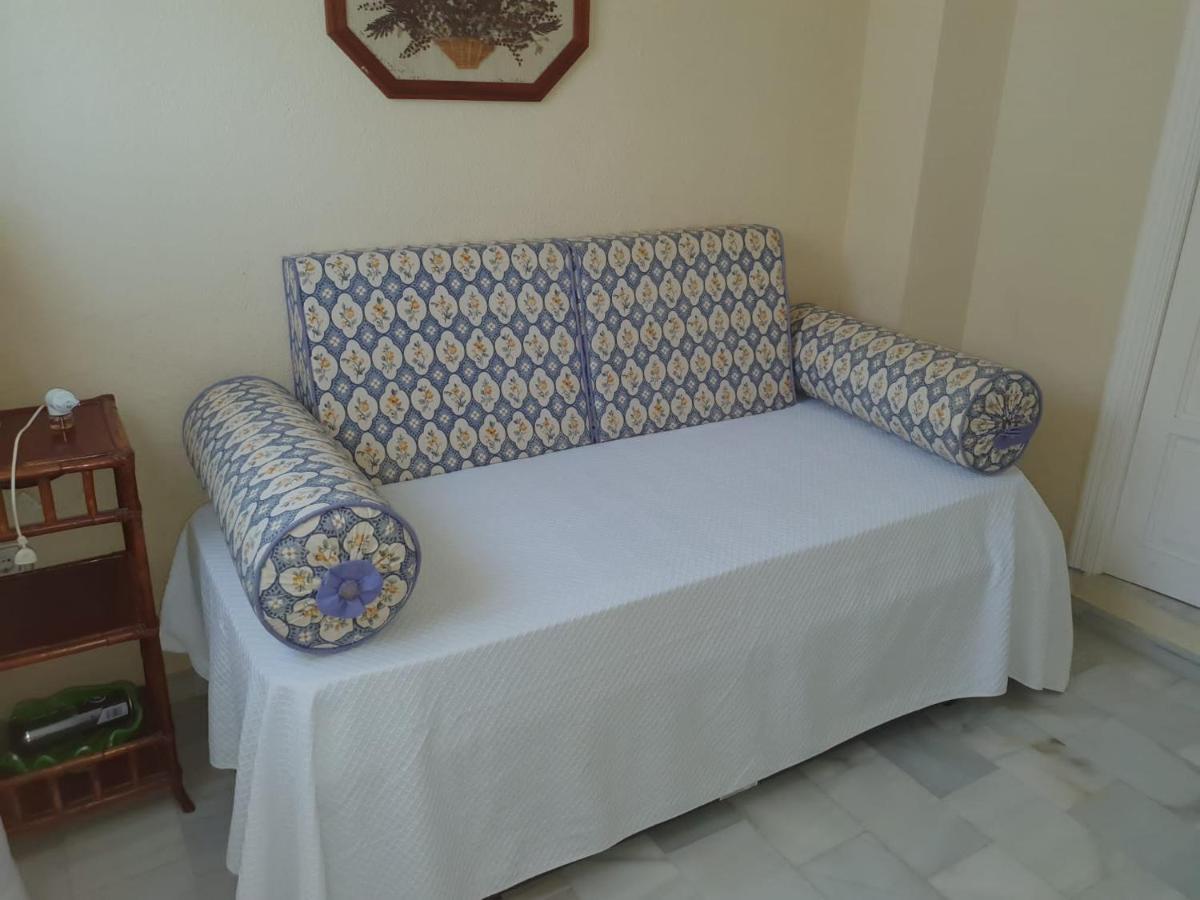Apartment Beachfront Family In Puerto Banus *