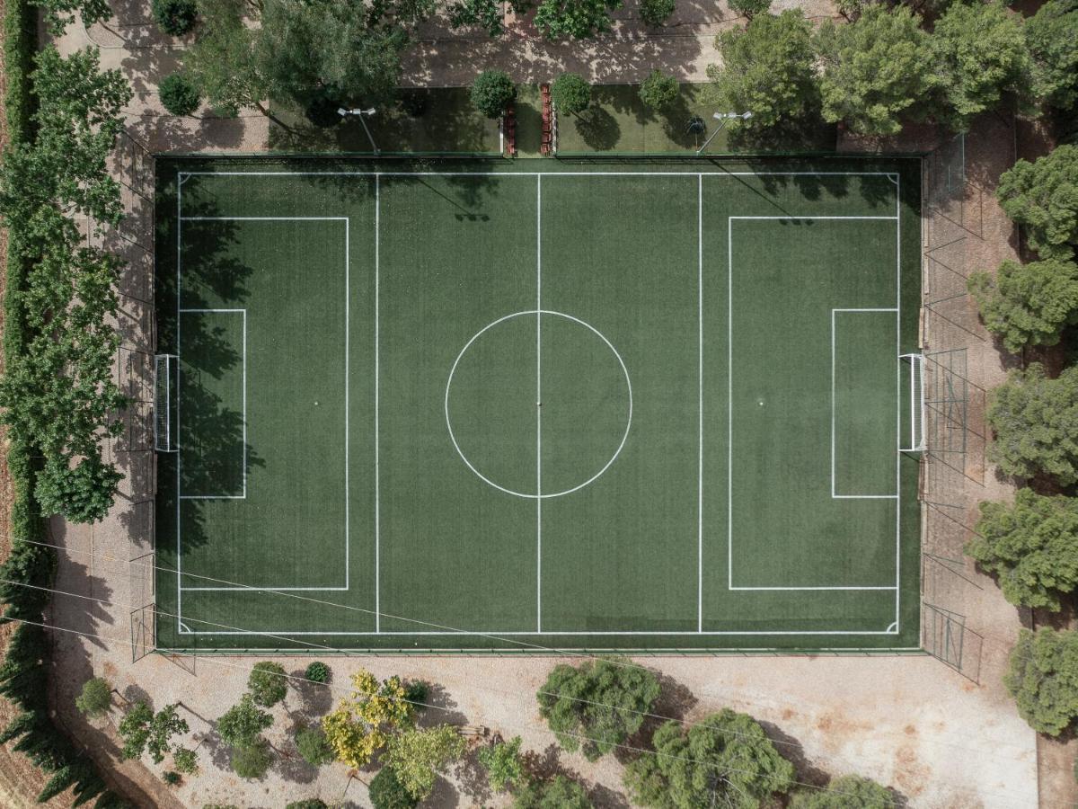 La De Tomas - 5 Estrellas - Futbol 7, Piscina Cubierta & Padel Mota Del Cuervo