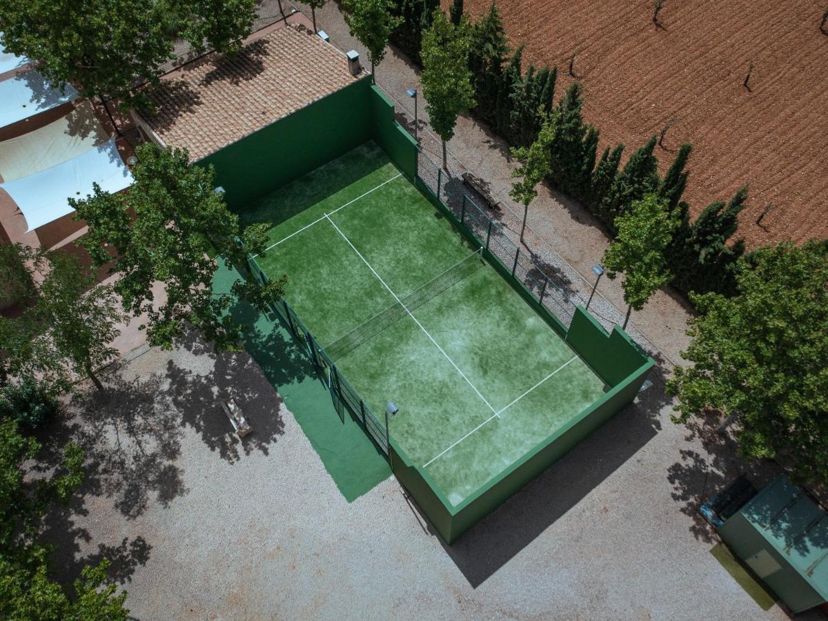 Villa La De Tomas - 5 Estrellas - Futbol 7, Piscina Cubierta & Padel Mota Del Cuervo