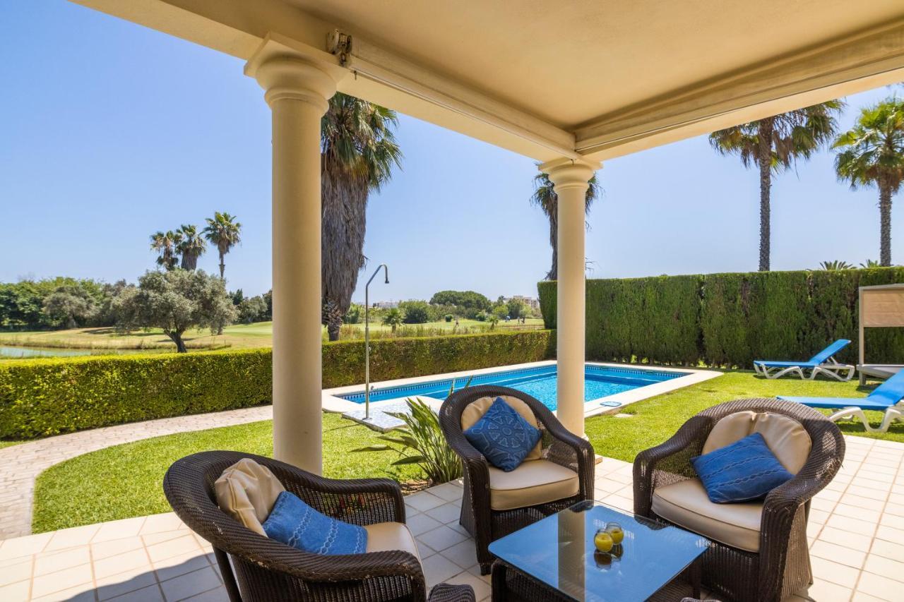 Lujo Olivanova Golf Met Villa Oliva