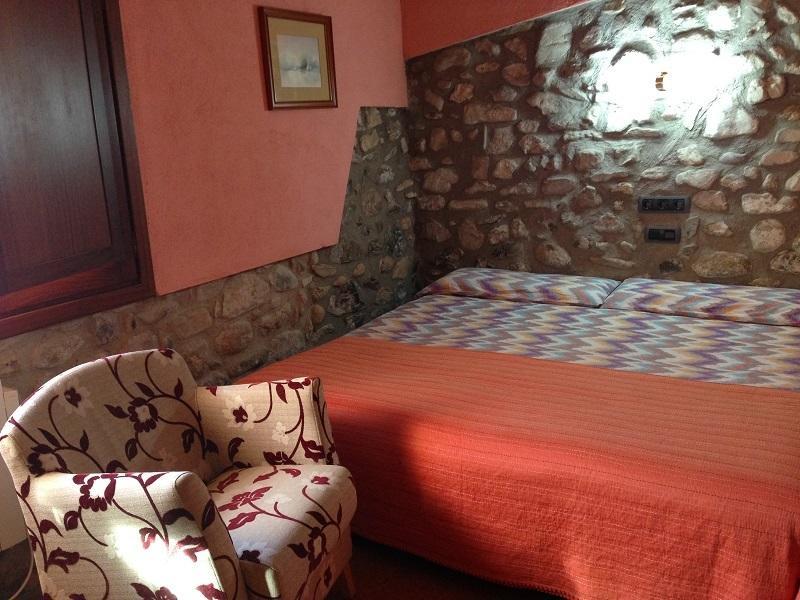 Fonda Cal Blasi Hotel 2*