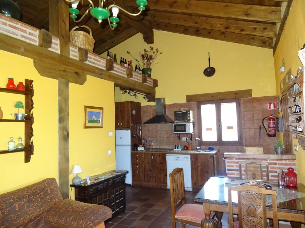 Balcon De Nut I Y Ii Casa rural Losana de Piron