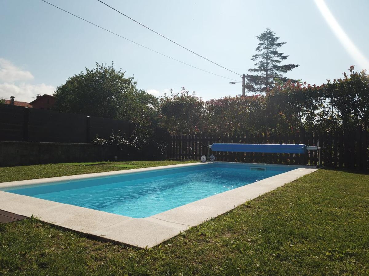 La Casa Roja Asturias Holiday home *