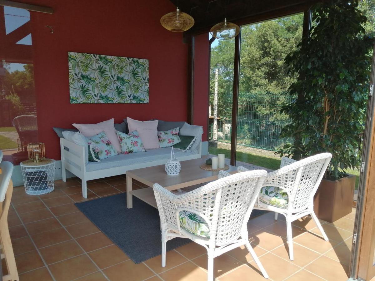 La Casa Roja Asturias Holiday home *