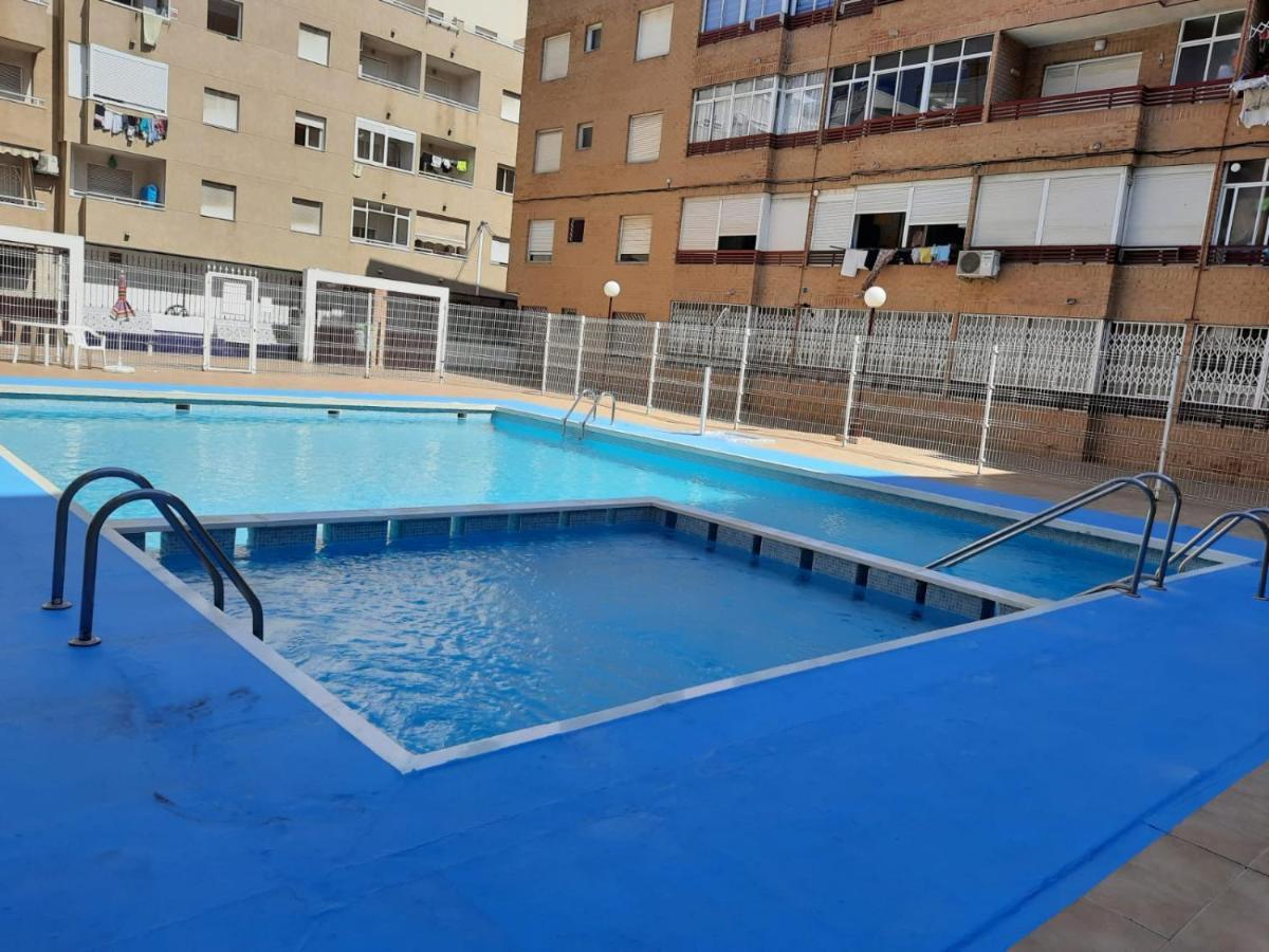 016 Happiness - Alicante Torrevieja