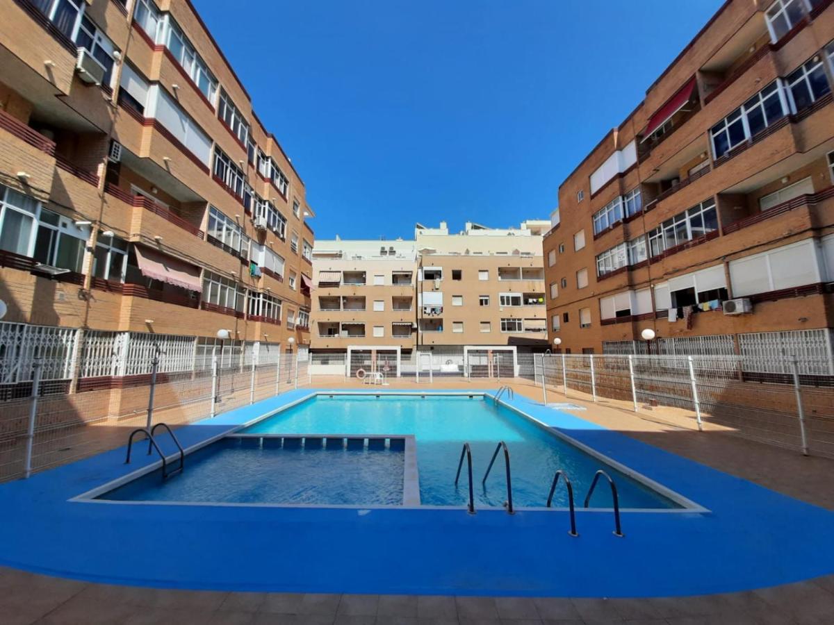 016 Happiness - Alicante Torrevieja