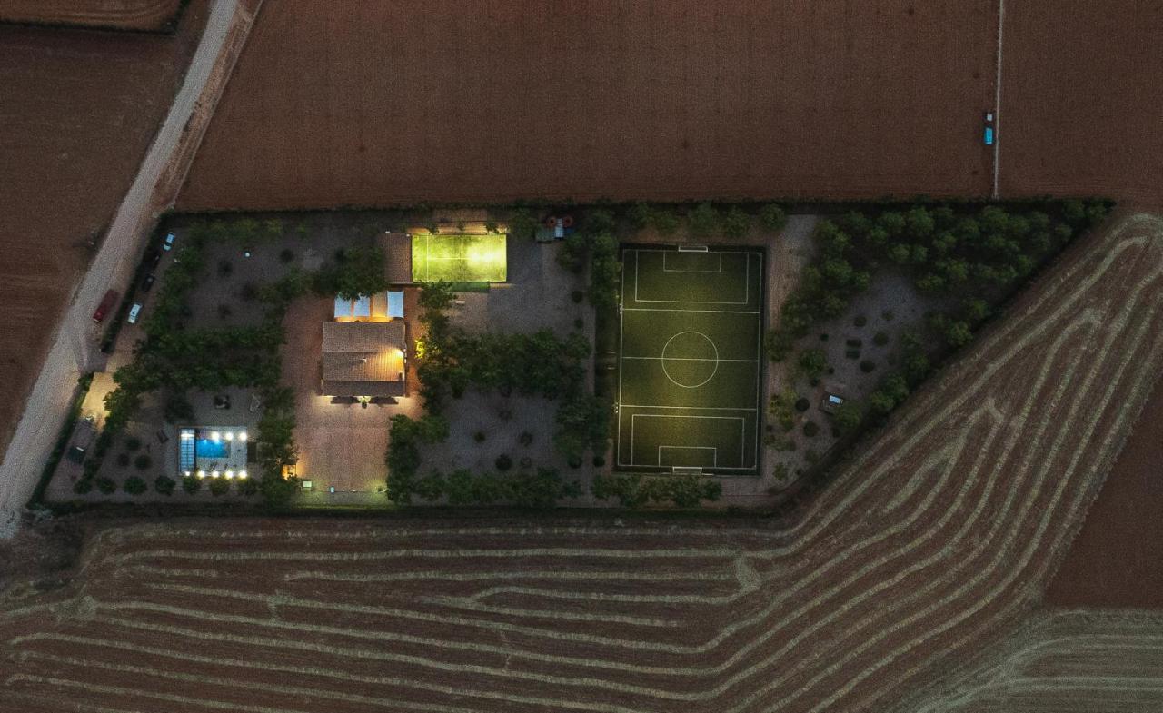 Villa La De Tomas - 5 Estrellas - Futbol 7, Piscina Cubierta & Padel *