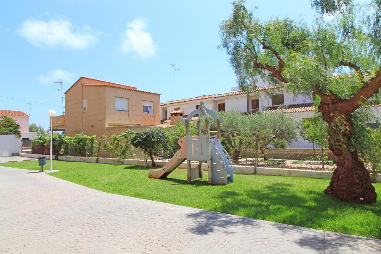 Global Properties, Con Terraza Y Vistas A La Playa Apartment Canet d'En Berenguer