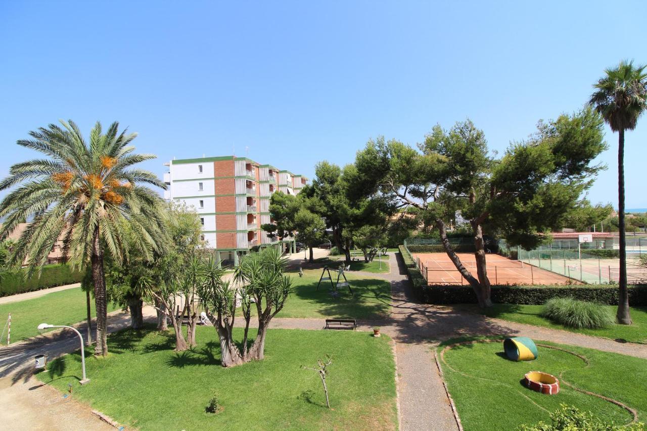 Global Properties, Con Terraza Y Piscina A Un Paso De La Playa
