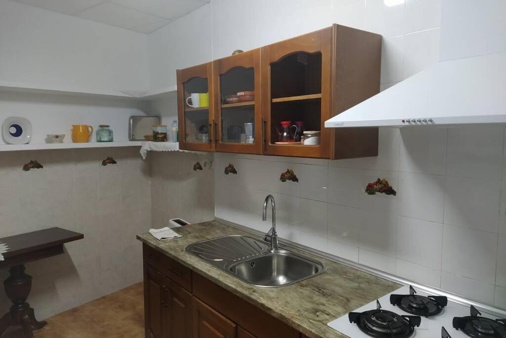 Casa Antigua En Navahermosa