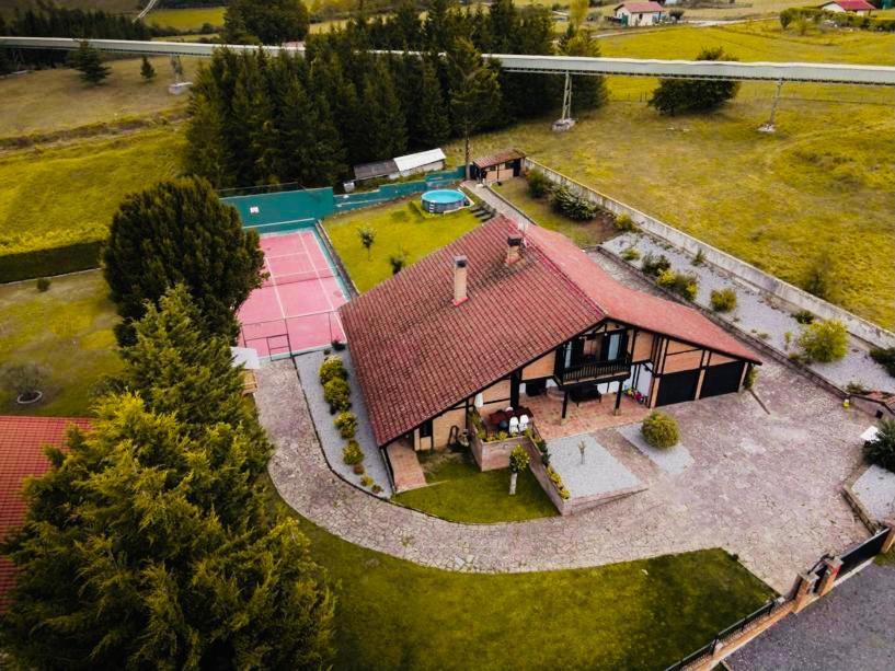 Barandi Urbasa Chalet *