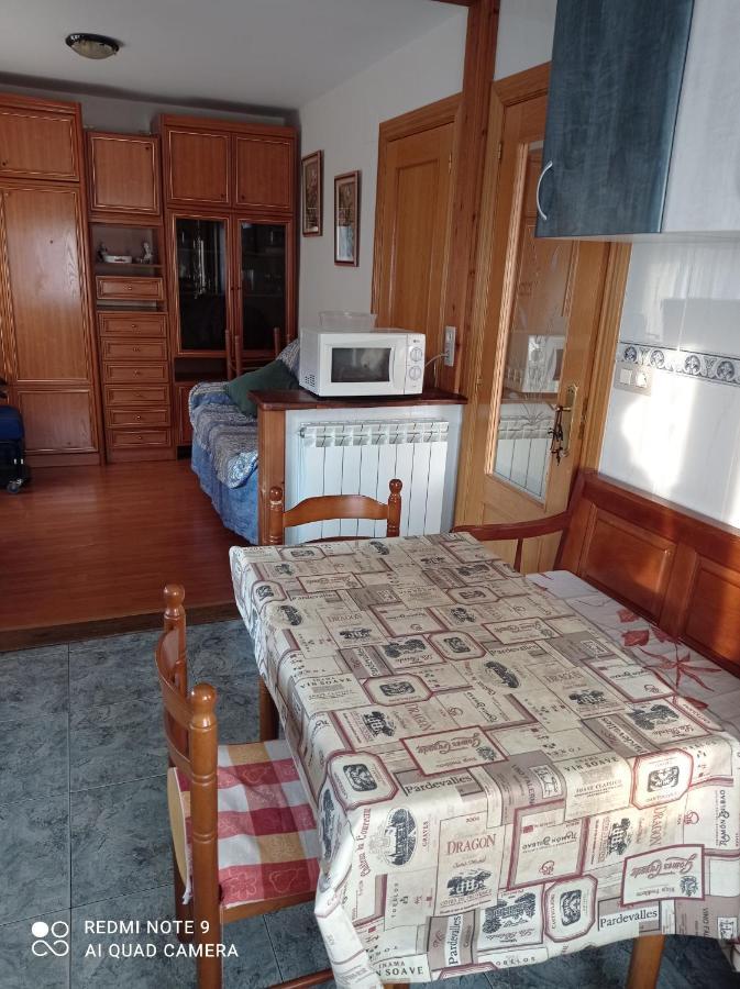 Holiday home Tres Horreos Felechas