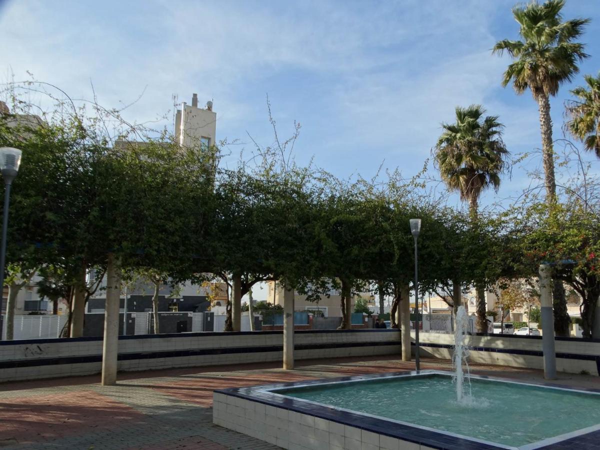 Apartamento Santa Monica - Residencial Almudena, Torrevieja *