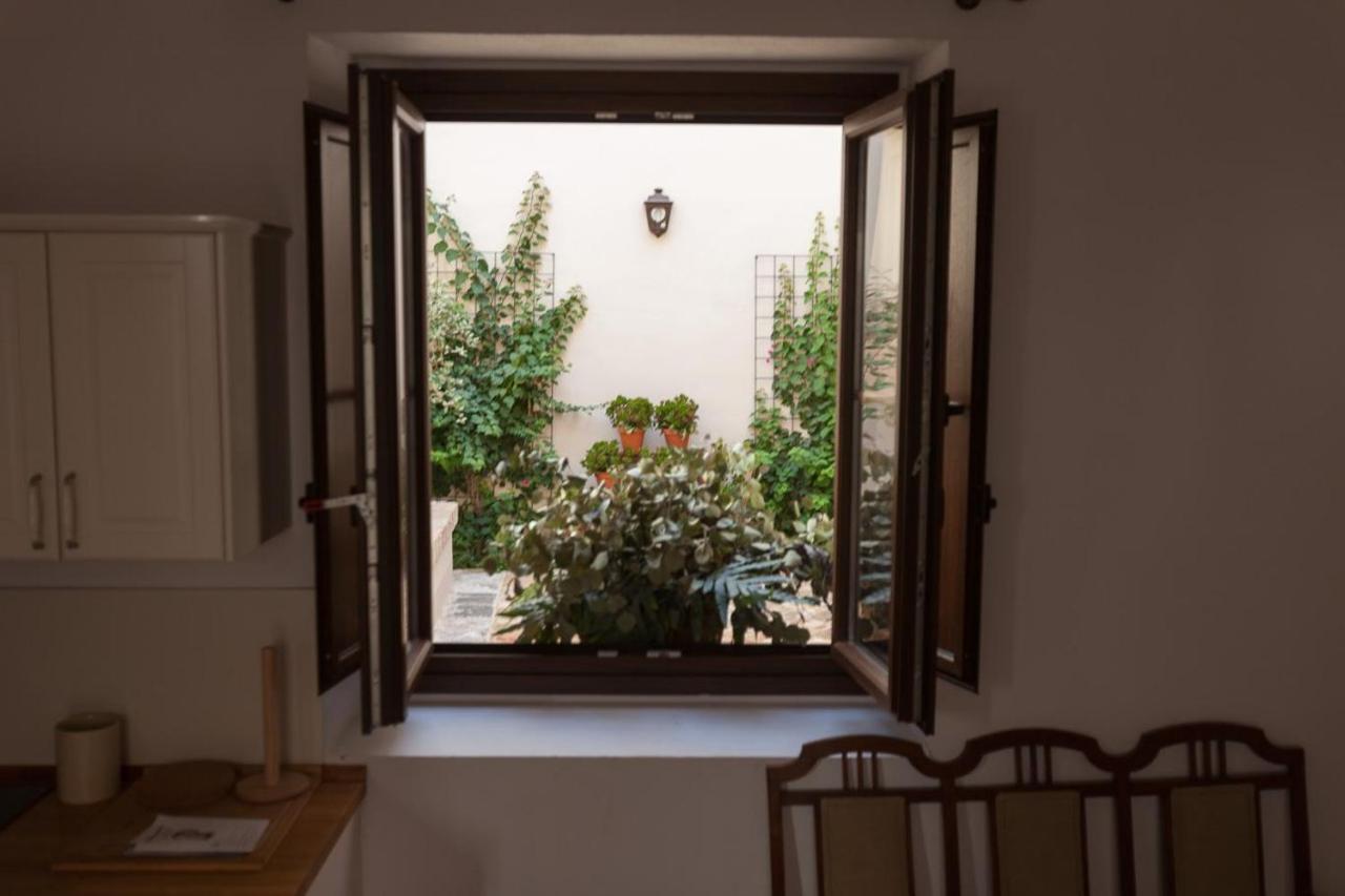 Patios De La Riva *