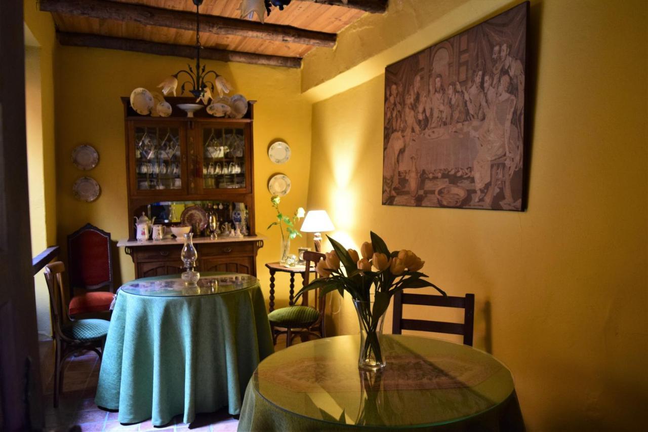 Casa Rural De Luna Country house *