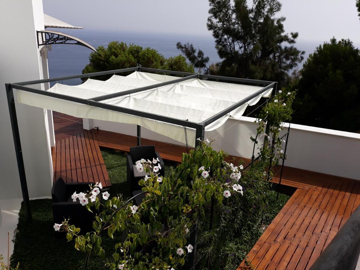 Pensión Luxury Paradise